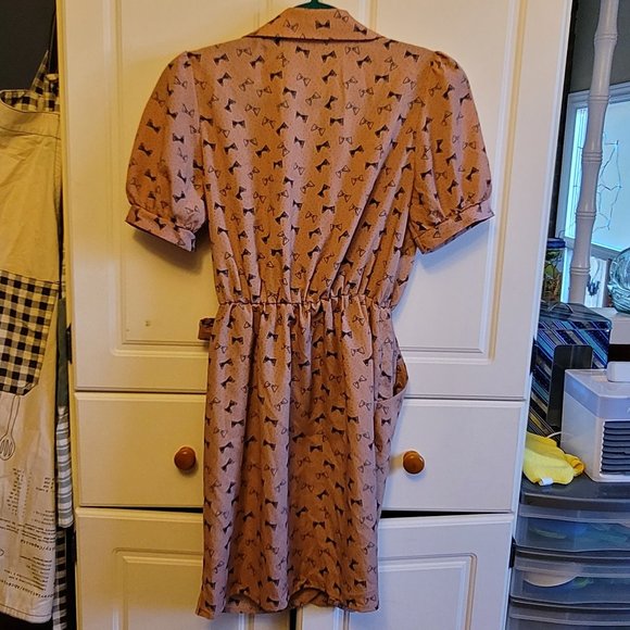 Peppermint Dusty Rose Bow Print Mini Wrap Dress - Picture 3 of 6